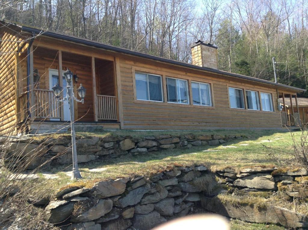 Cottages du Lac Orford, Cottage A, Côté Raquettes Cottage B, Côté Skis Eastman Extérieur photo